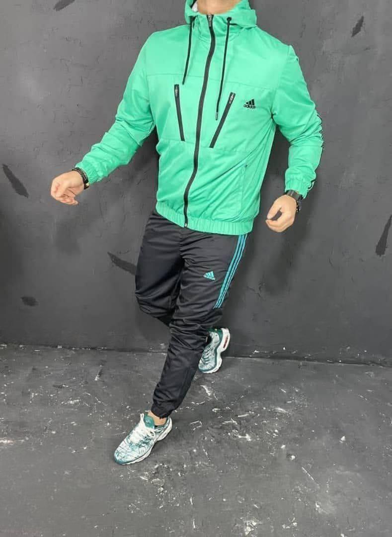 بدلة رياضية من أديداس