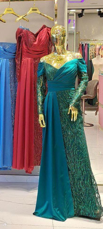 فستان مسائي أنيق مع تفاصيل من الدانتيل