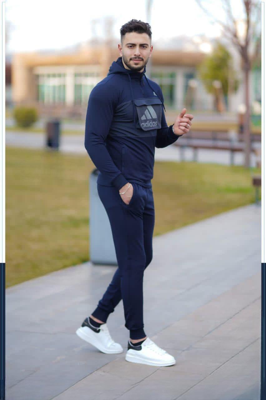 بدلة رياضية من أديداس