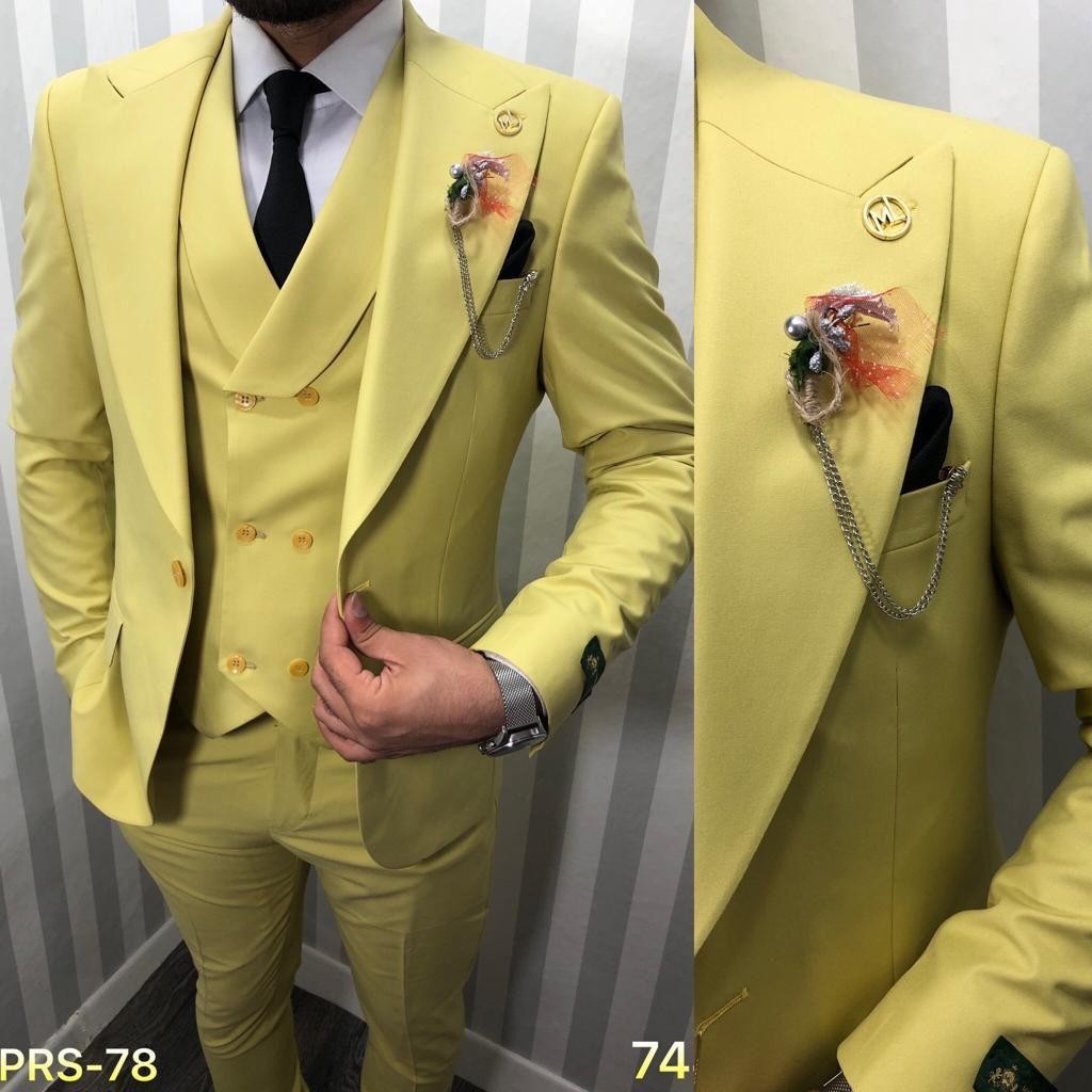 بدلة مزدوجة الصدر مع إكسسوارات