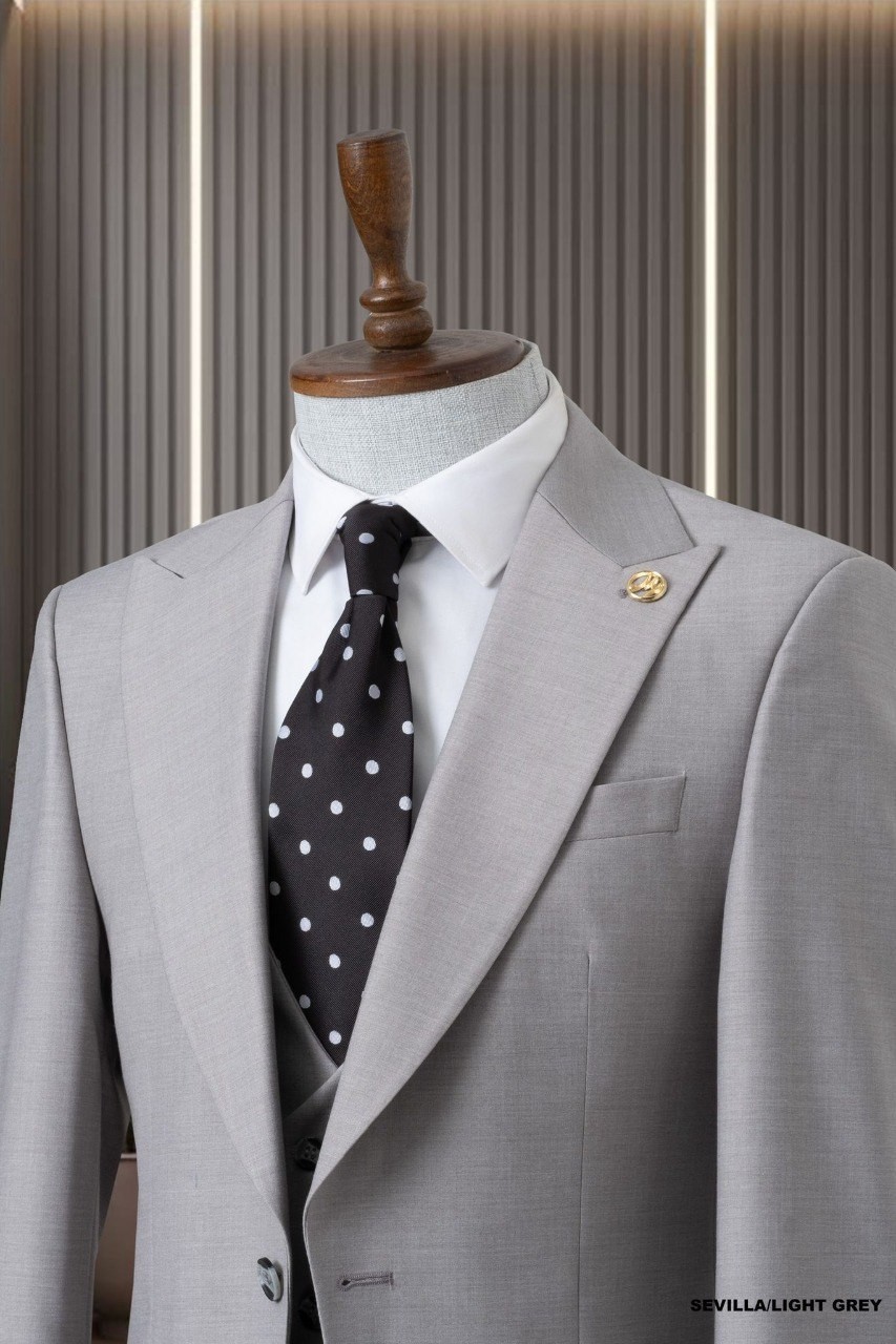 بدلة رسمية للرجال