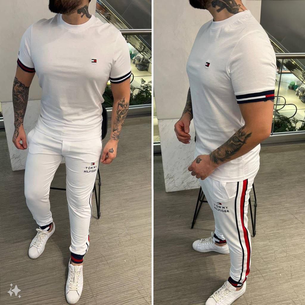 مجموعة ملابس رياضية للرجال