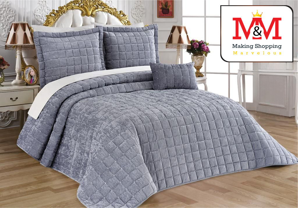 طقم غطاء سرير مخملي إسمى