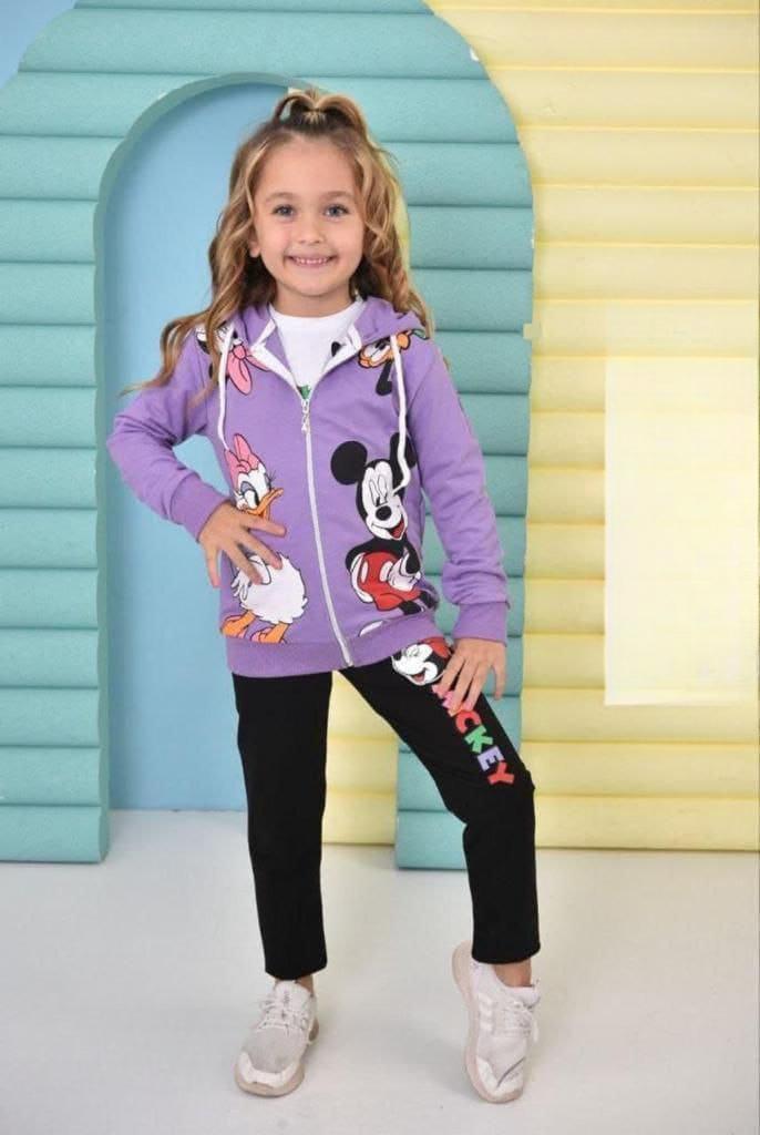 مجموعة رياضاية للأطفال مع طباعة ميكي ماوس