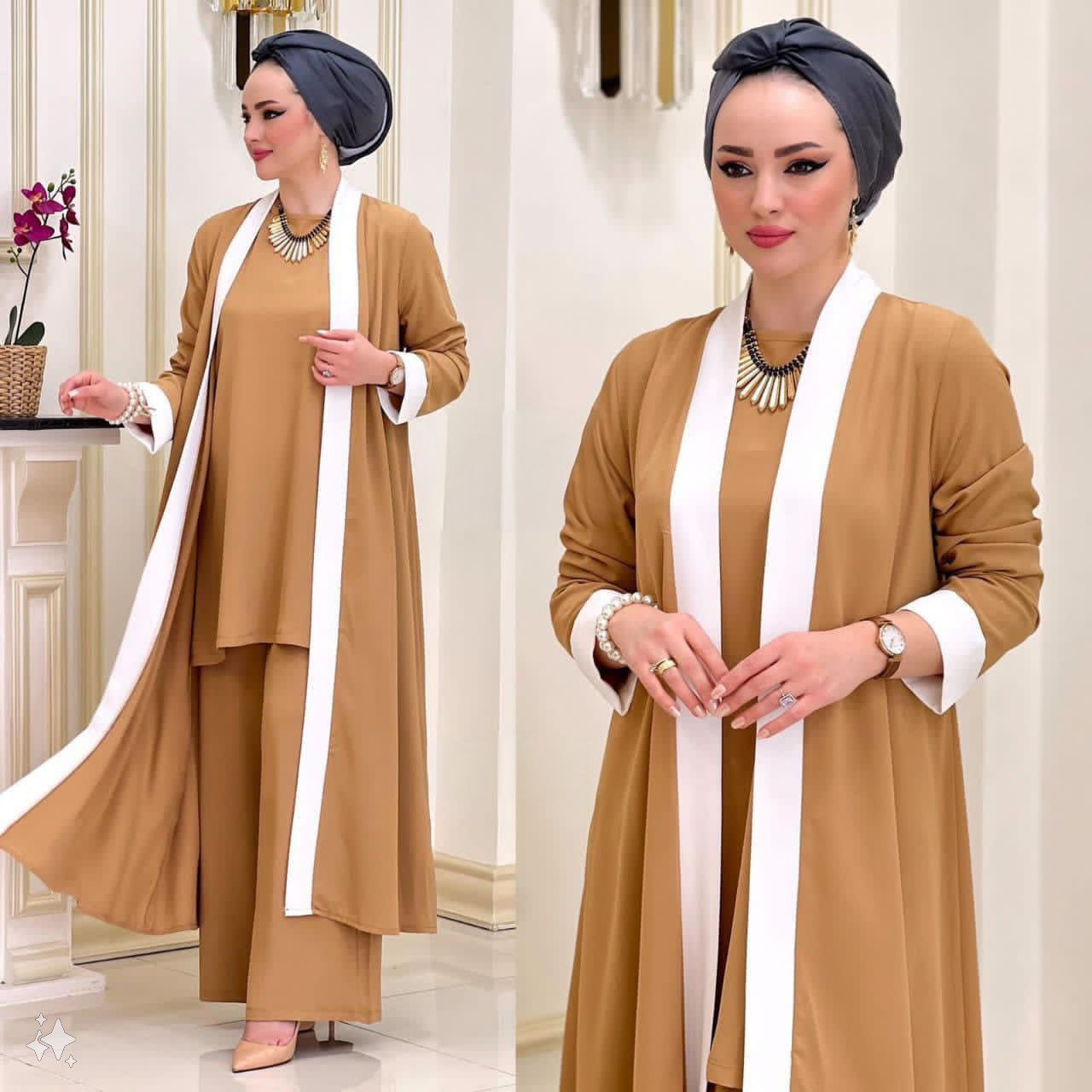 طقم محتشم من ثلاث قطع باللون الكاميل