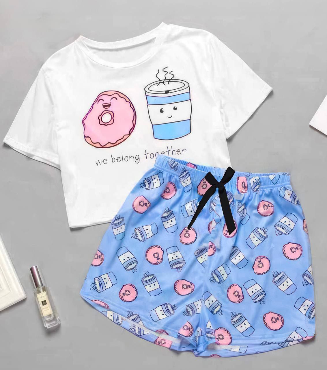 طقم بيجاما بطبعة كوكيز لطيفة