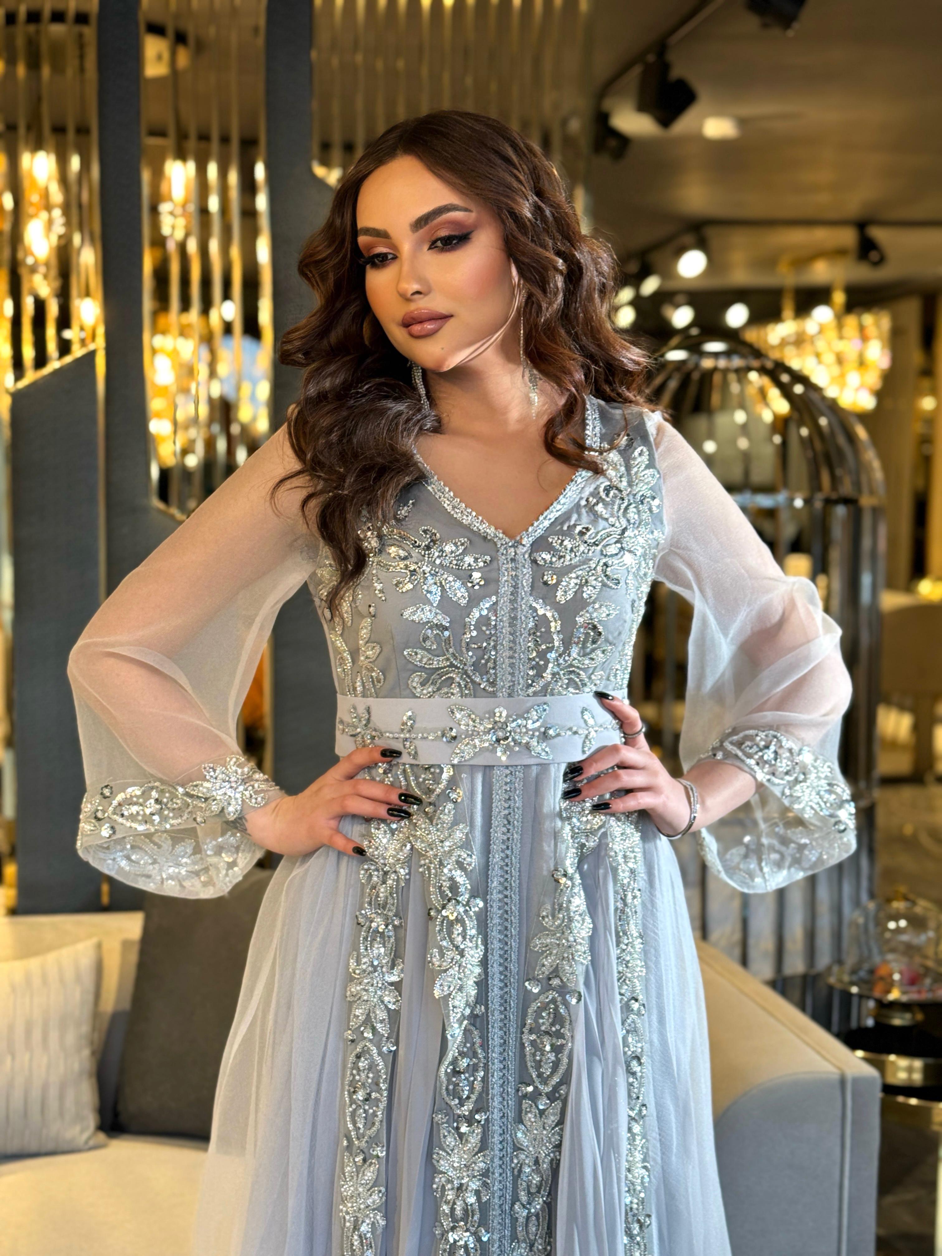 فستان مطرز فاخر