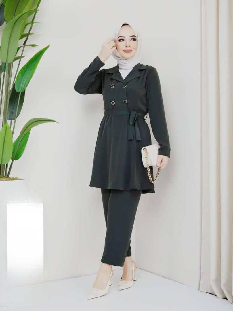 طقم من قطعتين